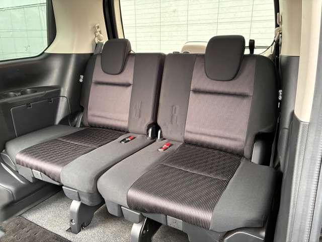 セレナ 2.0 ハイウェイスター 4WD プロパイロット 純正9インチナビ(13枚目)