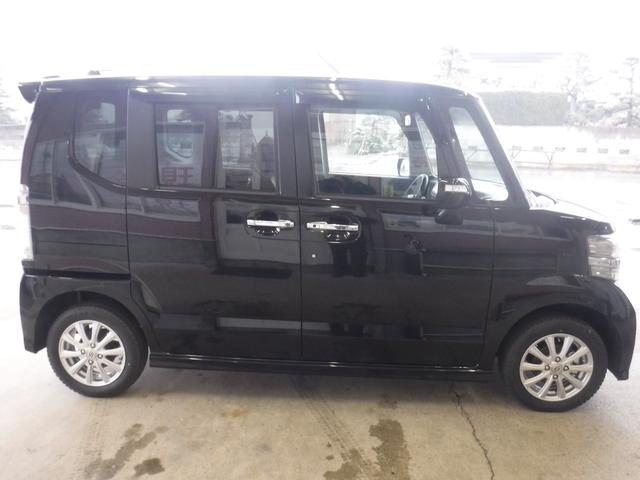 Ｎ－ＢＯＸカスタム Ｇ　４ＷＤ　ナビテレ　バックカメラ（4枚目）