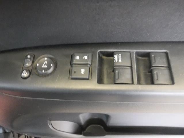 Ｎ－ＢＯＸカスタム Ｇ　４ＷＤ　ナビテレ　バックカメラ（23枚目）