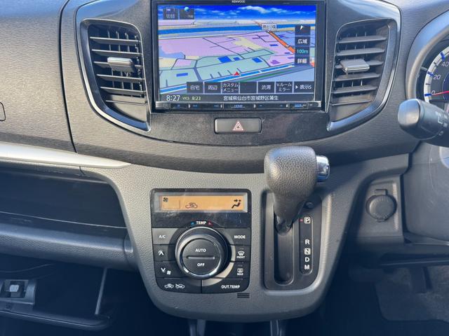 ワゴンRスティングレー T 102980km 社外ナビ 地デジTV バックカメラ ステアスイッチ プッシュスタート スマートキー アイドリングストップ HIDライト フォグランプ ローダウン 社外マフラー 社外アルミホイール(22枚目)