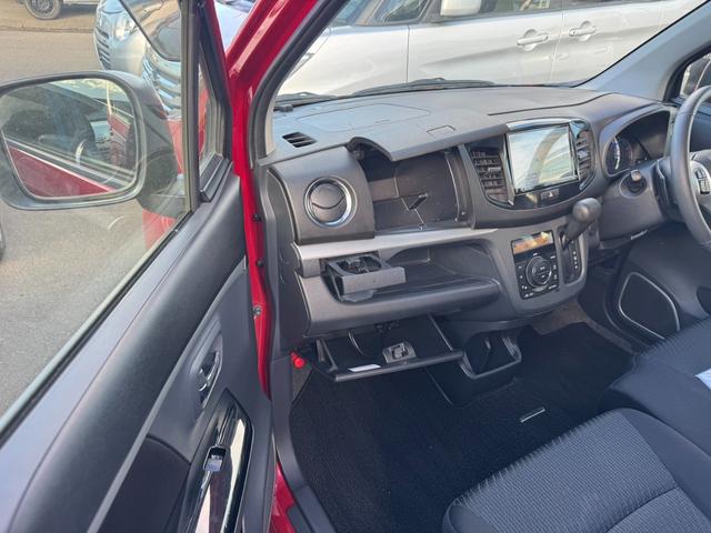 ワゴンRスティングレー T 102980km 社外ナビ 地デジTV バックカメラ ステアスイッチ プッシュスタート スマートキー アイドリングストップ HIDライト フォグランプ ローダウン 社外マフラー 社外アルミホイール(35枚目)