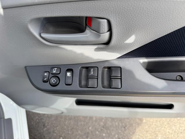 ワゴンR FX 90531km 4WD AC PS PW SRSエアバック ABS キーレスキー シートヒーター 盗難防止システム 衝突安全ボディ ベンチシート フルフラット CD 取扱説明書 社外アルミホイール(27枚目)
