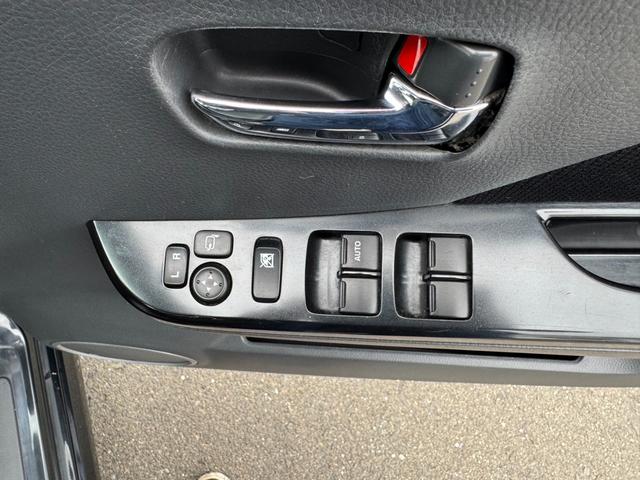 ワゴンＲスティングレー Ｘ　１３５８１８ｋｍ（30枚目）