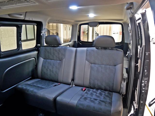 キャラバン ロンググランドプレミアムGX カスタムコンプリート ベッドキット付き(2枚目)