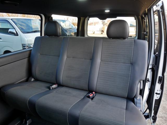 ハイエースバン スーパーＧＬ　ダークプライムＩＩ　ベッドキット付き（2枚目）