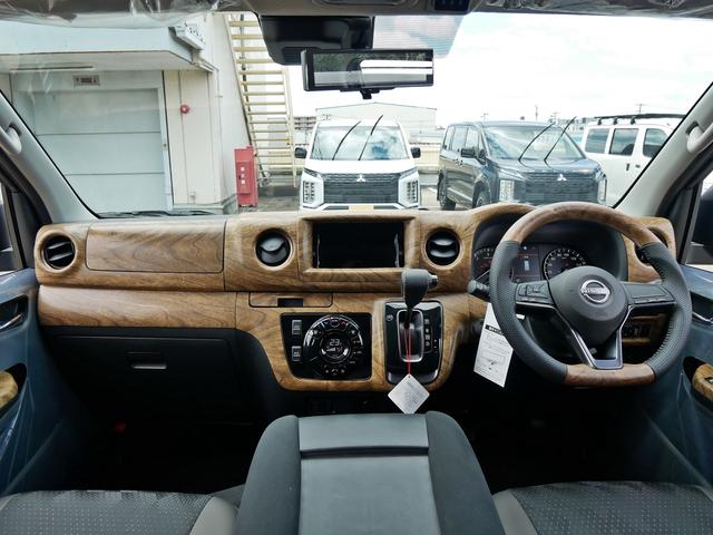 キャラバン グランドプレミアムＧＸ　マイルーム　ディーゼル４ＷＤ　ベッド・床張り付き　車中泊（5枚目）