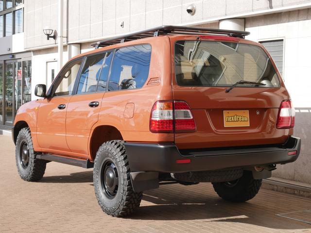 ＶＸリミテッド　丸目フェイス換装　ＮＥＷペイント　リフトアップ　ＦＤ－ｃｌａｓｓｉｃホイール　ＴＯＹＯオープンカントリーＭＴ　ＡＲＢ４Ｘ４スチールルーフラック　ＰＥＮＤＬＥＴＯＮシートカバー(6枚目)