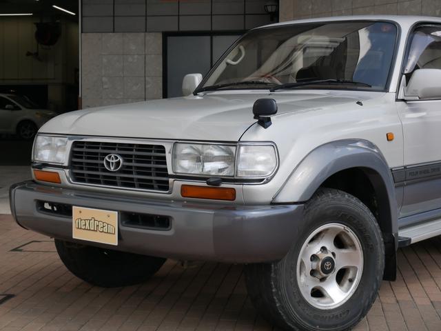 ランドクルーザー８０ ＶＸリミテッド　ディーゼルターボ　最終型　純正パールホワイトＩＩ　背面タイヤ　純正１６インチＡＷ　茶内装　カスタムベースとしてもお勧めです！（7枚目）