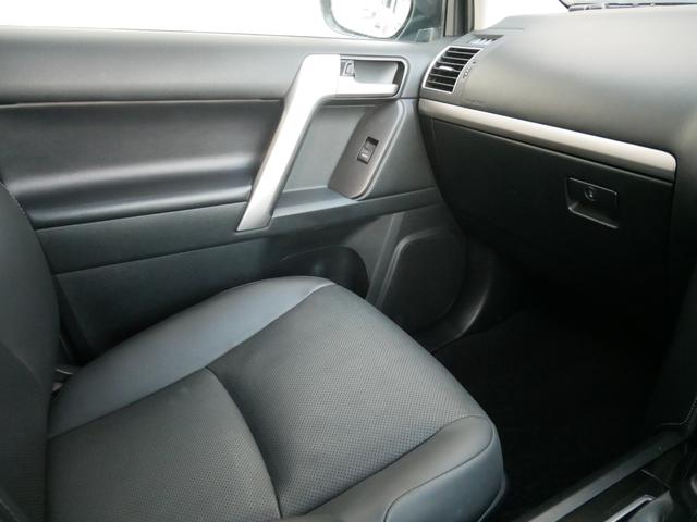 ランドクルーザープラド TX Lパッケージ・ブラックエディション 2インチリフトアップ BFグッドリッチMTタイヤ MKW M204ブラックキャット17インチAW 50mmワイドオーバーフェンダー TOYOTAロゴグリル カロッツェリア9インチフルセグナビ バックカ(35枚目)