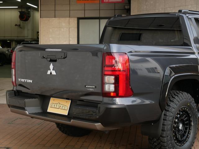 �A���E���h�r���[���j�^�[�ŉ^�]�����S�I