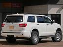 セコイア プラチナム　ＫＩＮＧ別タンク式ショック　ＴＯＴＡＬ　ＣＨＡＯＳアッパーアーム　ＮＩＴＴＯトレイルグラップラー×ＳＵＭＭＩＴ　ＯＦＦＲＯＡＤ　１７インチＡＷ　ブッシュワーカーＯＦ　ＡＬＰＩＮＥ１１インチナビ　Ｆ・Ｓ（3枚目）