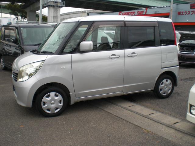ルークス Ｅ　車検２年　４ＷＤ　両側スライド　プッシュスタート　シートヒーター　電動格納ミラー　ＣＤ　ＥＴＣ　スマートキー　内外装クリーニング済（4枚目）