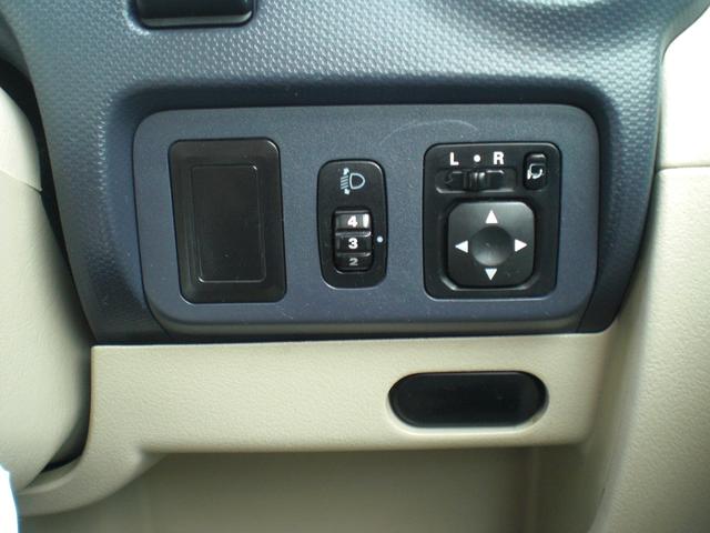 eKワゴン 車検2年 CD 電動格納ミラー キーレス 13インチ社外アルミ 内外装クリーニング済(12枚目)