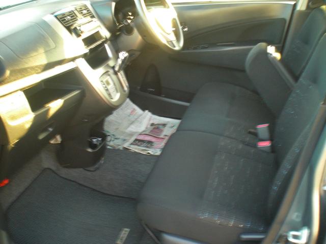 ムーヴ カスタム　Ｘ　ＳＡ　車検Ｒ８年４月　４ＷＤ　アイドリングストップ　横滑り防止　衝突被害軽減ブレーキ　プッシュスタート　電動格納ミラー　ＣＤ　スマートキー　純正アルミホイール　内外装クリーニング済（8枚目）