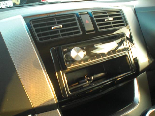 ムーヴ カスタム　Ｘ　ＳＡ　車検Ｒ８年４月　４ＷＤ　アイドリングストップ　横滑り防止　衝突被害軽減ブレーキ　プッシュスタート　電動格納ミラー　ＣＤ　スマートキー　純正アルミホイール　内外装クリーニング済（10枚目）