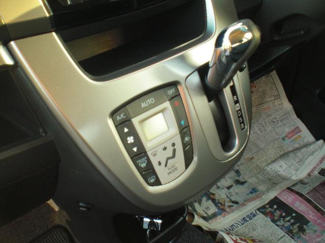 ムーヴ カスタム　Ｘ　ＳＡ　車検Ｒ８年４月　４ＷＤ　アイドリングストップ　横滑り防止　衝突被害軽減ブレーキ　プッシュスタート　電動格納ミラー　ＣＤ　スマートキー　純正アルミホイール　内外装クリーニング済（11枚目）