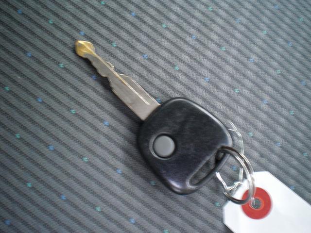 ワゴンＲ ＦＸ　４ＷＤ　ＣＤ　キーレス　シートヒーター　ＡＢＳ　アイドリングストップ　車検２年　内外装クリーニング済（14枚目）