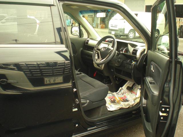 ゼストスパーク Ｗ　車検２年　ワンセグ＆ＤＶＤ視聴可　ナビ　スマートキー　１４インチ純正アルミ　内外装クリーニング済（8枚目）