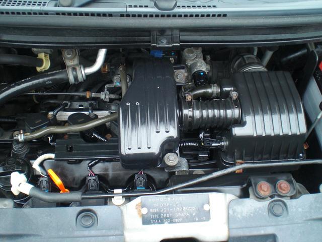 ゼストスパーク Ｗ　車検２年　ワンセグ＆ＤＶＤ視聴可　ナビ　スマートキー　１４インチ純正アルミ　内外装クリーニング済（17枚目）