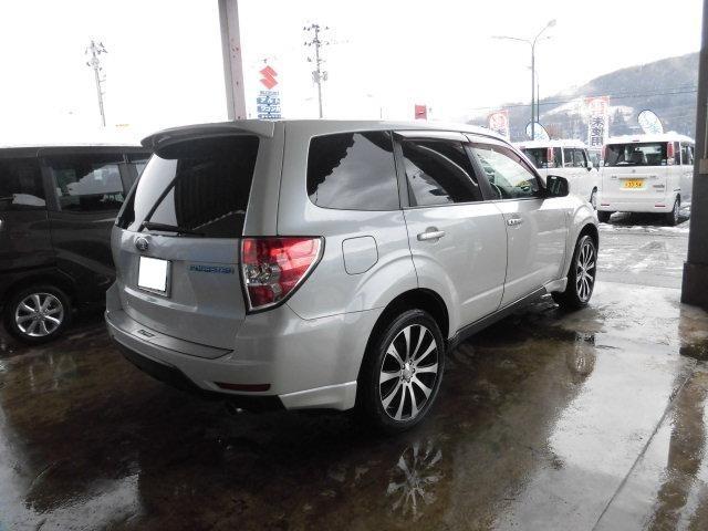 2.0XS プラチナセレクション 4WD サンルーフ(5枚目)