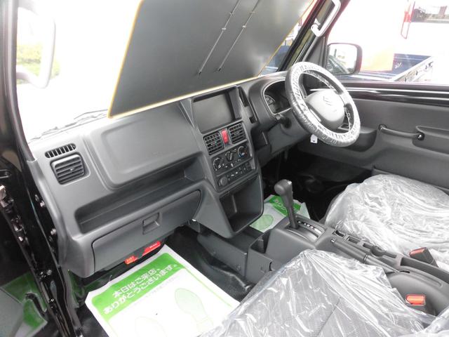 スーパーキャリイ Ｘ　４ＷＤ　届出済み未使用車　セーフティサポート付き　ＡＴ車　キーレス　エアコン　パワステ　パワーウィンドウ　スペアタイヤ　フォグランプ（10枚目）