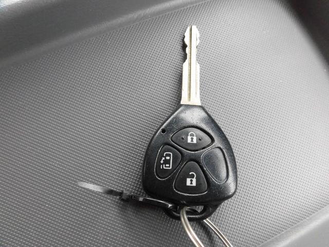 ハイエースワゴン ＧＬ　４ＷＤ　ナビ　バックカメラ　ＥＴＣ　フリップダウンモニター　パワースライドドア　オートライト　ロッドホルダー　エアコン　パワステ（29枚目）