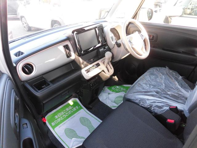 ワゴンＲスマイル ハイブリッドＳ　４ＷＤ　届出済み未使用車　セーフティサポート付き　ツートンカラー　左側パワースライドドア　プッシュスタート　オートライト　オートエアコン　パワステ（11枚目）