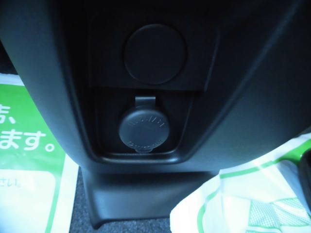 ワゴンＲスマイル ハイブリッドＳ　４ＷＤ　届出済み未使用車　セーフティサポート付き　ツートンカラー　左側パワースライドドア　プッシュスタート　オートライト　オートエアコン　パワステ（21枚目）