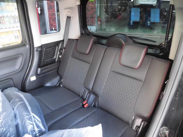 スペーシアカスタム ハイブリッドＸＳターボ　４ＷＤ　ナビ　ＥＴＣ　両側パワースライドドア　プッシュスタート　クルーズコントロール　ターボ　オートライト　オートエアコン　シートヒーター（12枚目）