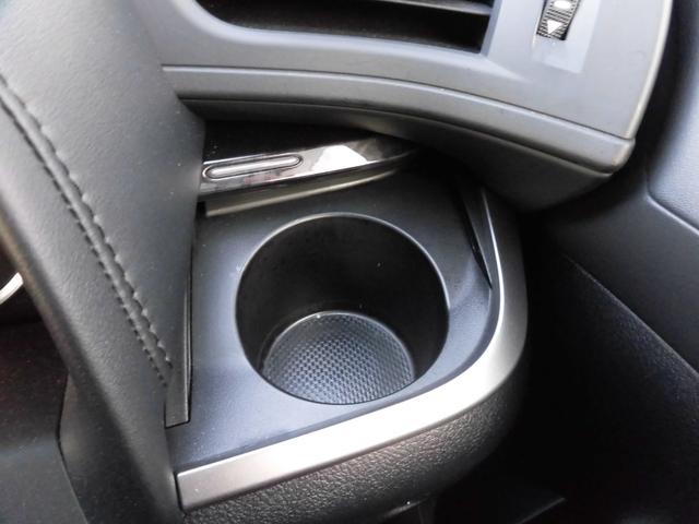 ヴェルファイア 2.5Z 4WD 純正ナビ バックカメラ ETC 両側パワースライドドア 7人乗り オートライト オートエアコン フリップダウンモニター(26枚目)