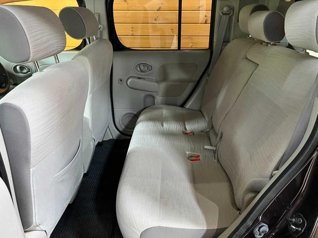 キューブ １５Ｘ　ＦＯＵＲ　４ＷＤ（切替式）／禁煙車／プッシュスタート式／純正ナビ／Ｂｌｕｅｔｏｏｔｈ接続／バックカメラ／電動格納ミラー／エアコン／パワーウィンドウ／運転席・助手席エアバッグ／記録簿（22枚目）