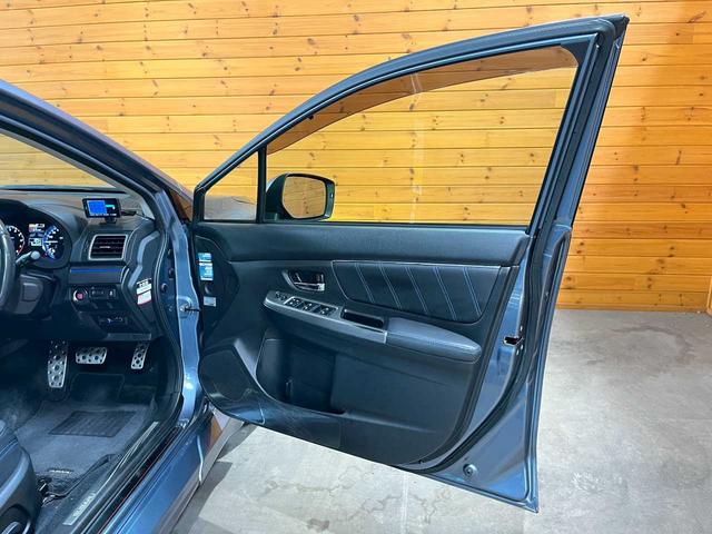 レヴォーグ １．６ＧＴ－Ｓアイサイト　禁煙車／衝突軽減ブレーキ／ドライブレコーダー装着／スタッドレス付属／フルセグメモリーナビ／バックカメラ／Ｂｌｕｅｔｏｏｔｈ接続／１００Ｗ電源／ＬＥＤヘッドライト／パワーシート／ＥＴＣ／記録簿（26枚目）