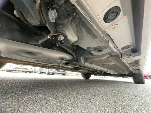 ヤリス Ｘ　禁煙車／４ＷＤ／寒冷地仕様／スタッドレス付属／セーフティセンス／衝突被害軽減ブレーキ／純正ナビ／バックカメラ／ＵＳＢ電源／オートハイビーム／レーンアシスト（46枚目）