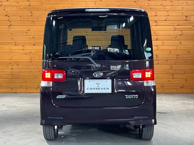 タント Ｇ　４ＷＤ／禁煙車／電動スライドドア／社外ＬＥＤヘッドライト／純正アルミスタッドレス／社外ＨＤＤナビ／オートエアコン／電動格納ミラー／スマートキー／エンジンスターター付属（10枚目）
