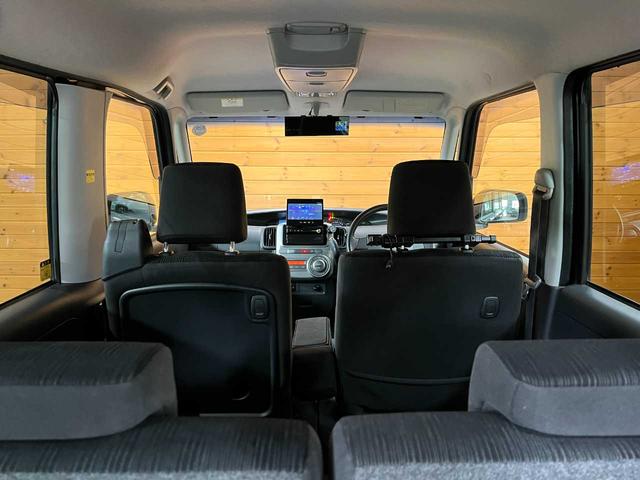 タント Ｇ　４ＷＤ／禁煙車／電動スライドドア／社外ＬＥＤヘッドライト／純正アルミスタッドレス／社外ＨＤＤナビ／オートエアコン／電動格納ミラー／スマートキー／エンジンスターター付属（16枚目）