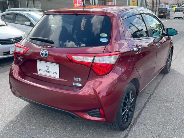 ヴィッツ ハイブリッドF アミー トヨタセーフティセンス/寒冷地仕様/スタッドレス付属/衝突軽減ブレーキ/レーンアシスト/オートエアコン/バックカメラ/フルセグナビ/Bluetooth接続/LEDヘッドライト/ビルトインETC(2枚目)