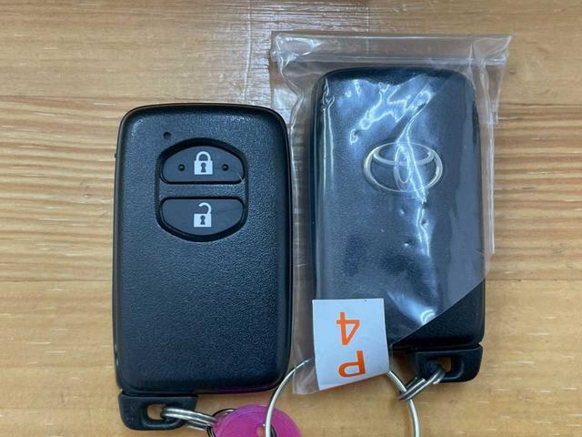 ヴィッツ ハイブリッドF アミー トヨタセーフティセンス/寒冷地仕様/スタッドレス付属/衝突軽減ブレーキ/レーンアシスト/オートエアコン/バックカメラ/フルセグナビ/Bluetooth接続/LEDヘッドライト/ビルトインETC(55枚目)