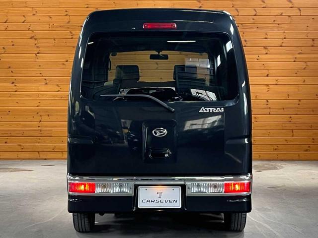 アトレーワゴン カスタムターボＲ　４ＷＤ／ターボ／両側スライドドア／オートエアコン／パワーウィンドウ／エアバッグ／パワーステアリング／純正ＣＤオーディオ／キーレスエントリー／リアワイパー（17枚目）
