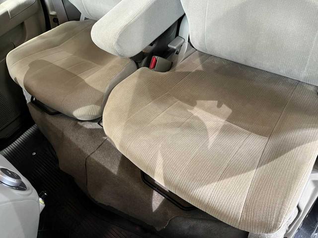 アトレーワゴン カスタムターボＲ　４ＷＤ／ターボ／両側スライドドア／オートエアコン／パワーウィンドウ／エアバッグ／パワーステアリング／純正ＣＤオーディオ／キーレスエントリー／リアワイパー（33枚目）