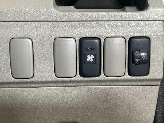 アトレーワゴン カスタムターボＲ　４ＷＤ／ターボ／両側スライドドア／オートエアコン／パワーウィンドウ／エアバッグ／パワーステアリング／純正ＣＤオーディオ／キーレスエントリー／リアワイパー（39枚目）