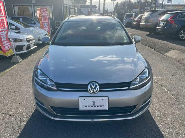 ゴルフヴァリアント ＴＳＩコンフォートラインブルーモーションテクノロジー　保証書／スタッドレス付属／純正ナビ／Ｂｌｕｅｔｏｏｔｈ接続／ＥＴＣ／ルーフレール／オートライト／アイドリングストップ／キーレスエントリー／純正アルミ（10枚目）