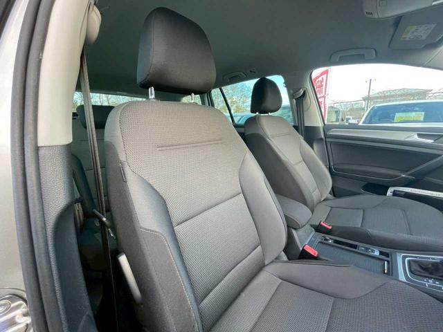 ゴルフヴァリアント ＴＳＩコンフォートラインブルーモーションテクノロジー　保証書／スタッドレス付属／純正ナビ／Ｂｌｕｅｔｏｏｔｈ接続／ＥＴＣ／ルーフレール／オートライト／アイドリングストップ／キーレスエントリー／純正アルミ（26枚目）