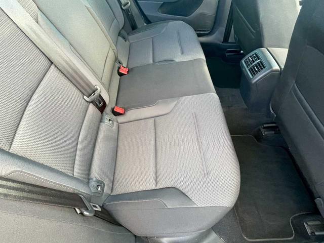 ゴルフヴァリアント ＴＳＩコンフォートラインブルーモーションテクノロジー　保証書／スタッドレス付属／純正ナビ／Ｂｌｕｅｔｏｏｔｈ接続／ＥＴＣ／ルーフレール／オートライト／アイドリングストップ／キーレスエントリー／純正アルミ（29枚目）