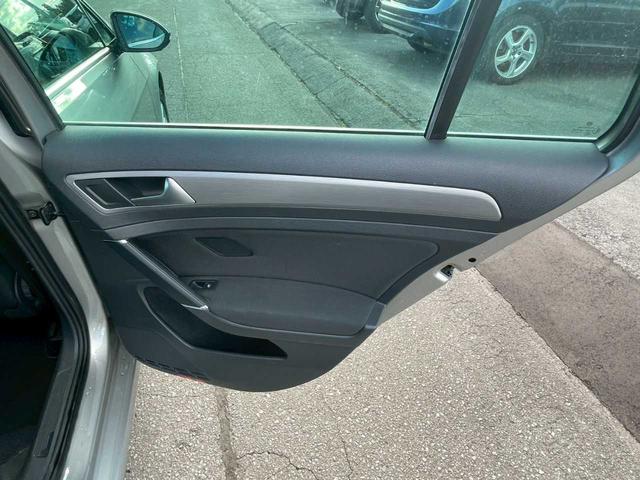 ゴルフヴァリアント ＴＳＩコンフォートラインブルーモーションテクノロジー　保証書／スタッドレス付属／純正ナビ／Ｂｌｕｅｔｏｏｔｈ接続／ＥＴＣ／ルーフレール／オートライト／アイドリングストップ／キーレスエントリー／純正アルミ（35枚目）