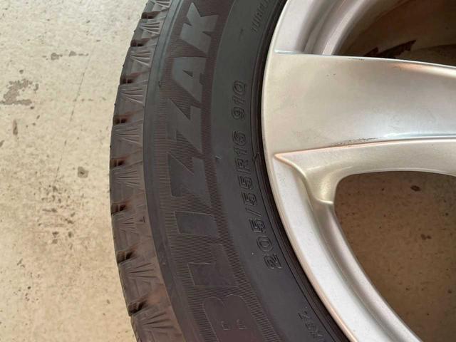 ゴルフヴァリアント ＴＳＩコンフォートラインブルーモーションテクノロジー　保証書／スタッドレス付属／純正ナビ／Ｂｌｕｅｔｏｏｔｈ接続／ＥＴＣ／ルーフレール／オートライト／アイドリングストップ／キーレスエントリー／純正アルミ（51枚目）