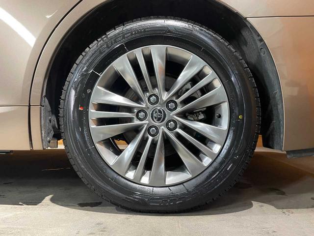 アルファード Ｚ　禁煙車／ユニバーサルステップ／１４型ディスプレイナビ／後席モニター／全周囲モニター／４ＷＤ／ＢＳＭ／ＥＴＣ２．０／電動リアゲート／ムーンルーフ／おくだけ充電／／ＵＳＢ　Ｔｙｐｅ－Ｃ／地デジ（5枚目）