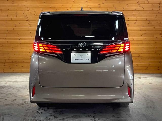 アルファード Ｚ　禁煙車／ユニバーサルステップ／１４型ディスプレイナビ／後席モニター／全周囲モニター／４ＷＤ／ＢＳＭ／ＥＴＣ２．０／電動リアゲート／ムーンルーフ／おくだけ充電／／ＵＳＢ　Ｔｙｐｅ－Ｃ／地デジ（17枚目）