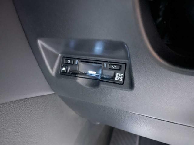 アルファード Ｚ　禁煙車／ユニバーサルステップ／１４型ディスプレイナビ／後席モニター／全周囲モニター／４ＷＤ／ＢＳＭ／ＥＴＣ２．０／電動リアゲート／ムーンルーフ／おくだけ充電／／ＵＳＢ　Ｔｙｐｅ－Ｃ／地デジ（43枚目）