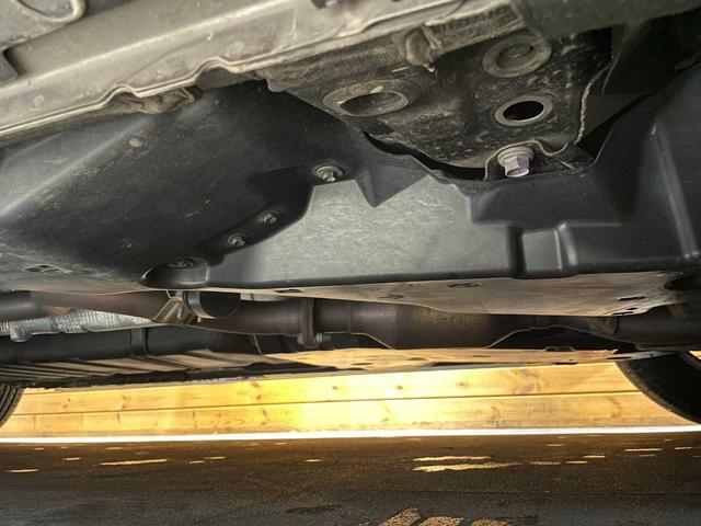 アルファード Ｚ　禁煙車／ユニバーサルステップ／１４型ディスプレイナビ／後席モニター／全周囲モニター／４ＷＤ／ＢＳＭ／ＥＴＣ２．０／電動リアゲート／ムーンルーフ／おくだけ充電／／ＵＳＢ　Ｔｙｐｅ－Ｃ／地デジ（58枚目）