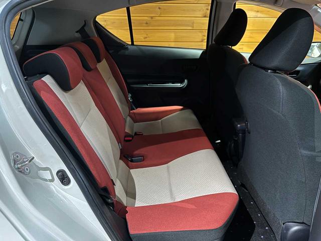 アクア Ｓ　禁煙車／中期モデル／カロッツェリアメモリーナビ／電動格納ミラー／車両接近通報装置／横滑り防止機能／オートライト／オートエアコン／社外アルミスタッドレス装着（24枚目）